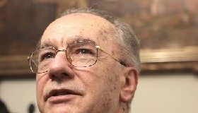 <!--:es-->EL CARDENAL HUMMES PROPONE REPARAR LA INFIDELIDAD DE ALGUNOS SACERDOTES<!--:-->