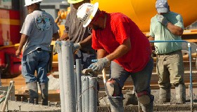 <!--:es-->LA SITUACIÓN DE LOS TRABAJADORES HA MEJORADO GRACIAS AL MOVIMIENTO LABORAL<!--:-->