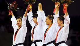 <!--:es-->HISPANOS QUE HICIERON HISTORIA EN BEIJING<!--:-->