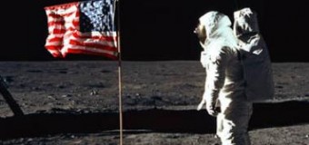 <!--:es-->EL PORTAVOZ VATICANO Y LOS 40 AÑOS DEL VIAJE A LA LUNA<!--:-->