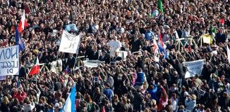 <!--:es-->INICIO DEL PONTIFICADO. PAPA FRANCISCO: “NO TENGÁIS MIEDO DE LA TERNURA”<!--:-->