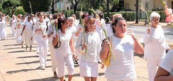 <!--:es-->DAMAS DE BLANCO PIDEN REUNIRSE CON PAPA FRANCISCO DURANTE VISITA A CUBA<!--:-->