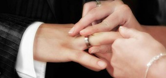 <!--:es-->EL SÍNODO ALERTA DE PRESIONES POLÍTICAS PARA QUE LA IGLESIA REDEFINA EL MATRIMONIO<!--:-->