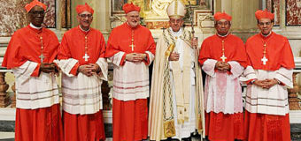 NUEVOS CARDENALES AGRADECEN AL PAPA: HAY UNA TAREA GRANDE QUE CUMPLIR EN LA IGLESIA