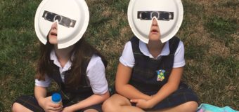 ASÍ VIVIERON LOS CATÓLICOS EL ECLIPSE TOTAL DE SOL EN ESTADOS UNIDOS