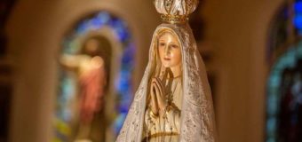 FÁTIMA MÁS ALLÁ DE LA CURIOSIDAD DE LOS “SECRETOS”: ASÍ SE LA VIO EN SU CENTENARIO