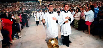 CONGRESO EUCARÍSTICO NACIONAL CONCLUYE CON UN LLAMADO A UN “NUEVO PENTECOSTÉS” EN LA IGLESIA CATÓLICA EN EEUU