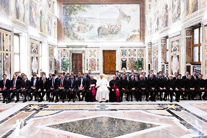 EL PAPA FRANCISCO SEÑALA QUÉ ESPERAN DIOS Y LA IGLESIA CATÓLICA DE LOS SACERDOTES