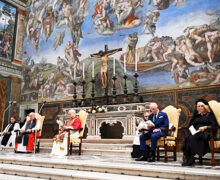 EL PAPA LEÓN XIV Y EL REY CARLOS III HACEN HISTORIA AL REZAR JUNTOS POR PRIMERA VEZ DESDE LA REFORMA