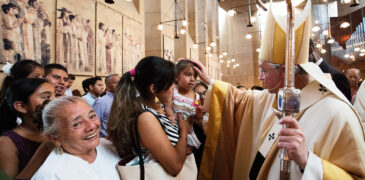 LA POLÍTICA DE DEPORTACIÓN DE TRUMP ESTÁ ARRUINANDO VIDAS, DENUNCIA EL ARZOBISPO DE LOS ÁNGELES