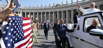 EL PAPA PIDE TRATO HUMANO PARA LOS INMIGRANTES Y ANIMA A ESCUCHAR EL MENSAJE DE LOS OBISPOS DE EE.UU.