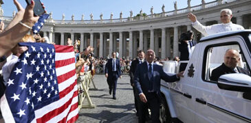 EL PAPA PIDE TRATO HUMANO PARA LOS INMIGRANTES Y ANIMA A ESCUCHAR EL MENSAJE DE LOS OBISPOS DE EE.UU.