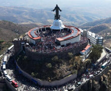 70 MIL JÓVENES PEREGRINARON AL MONUMENTO A CRISTO REY EN MÉXICO