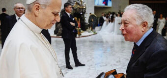 EL ZAPATERO DE LOS PAPAS: LEÓN XIV “ES UN HOMBRE SENCILLO. QUISO LOS ZAPATOS SOLO NEGROS”