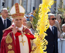 LEÓN XIV: DIOS “NO ESCUCHA LA ORACIÓN DE QUIENES HACEN LA GUERRA”