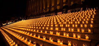 8,645 VELAS ILUMINAN EL PARLAMENTO DE FINLANDIA EN VIGILIA PROVIDA POR LOS NO NACIDOS